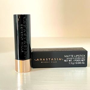 Anastasia Beverly Hills - Matte Lip Stick - Dead Roses